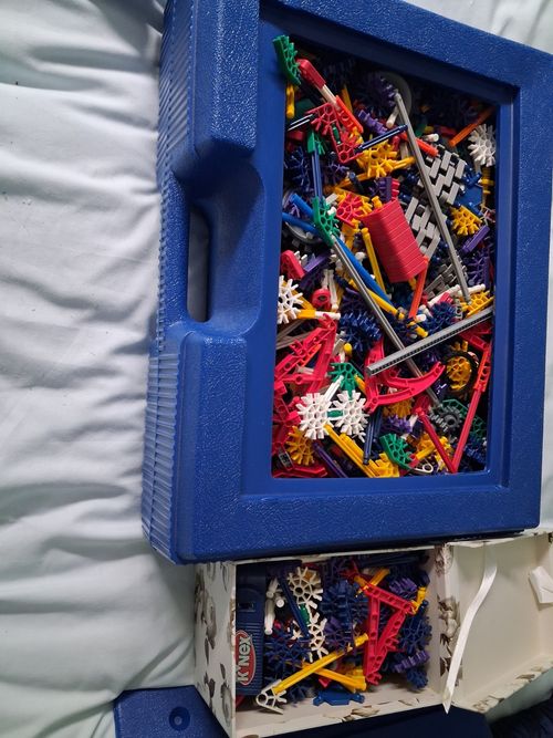knex bundle with working motor, and instructions — image 2