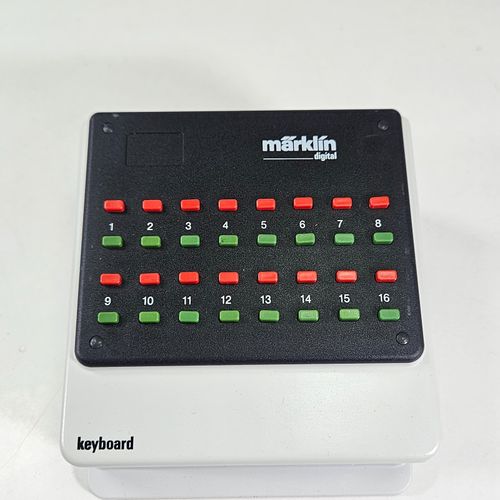 Märklin Model 6040 Digital HO Keyboard Control Unit for Turnouts Signals Boxed. — image 13