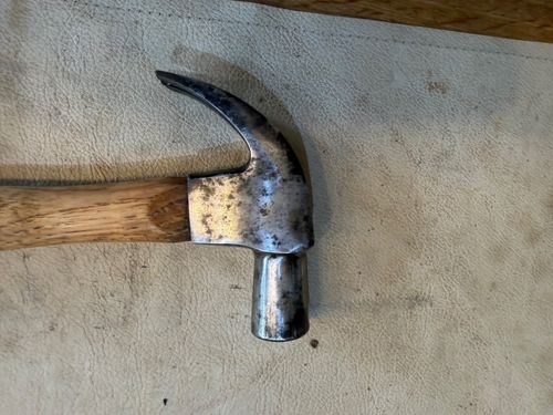 Vintage Stanley 20 oz Claw Hammer  Made in England  — image 3