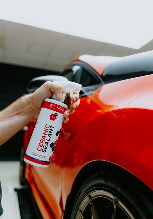 Gtechniq C2 Ceramic Sealant Car Shine Coating UV Rays & Dirt Protection 250mL — image 7