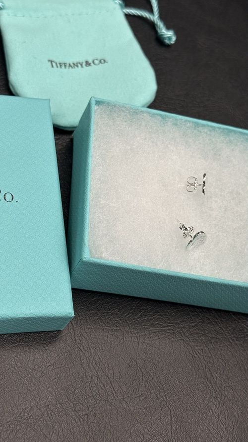 Tiffany & Co, Heart Tag Stud Earrings in Silver, Mini — image 4