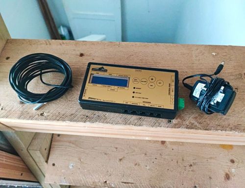 DimLux Maxi Control EVO 1.2 Light Controller Infrared w/ Power Adapter — image 1