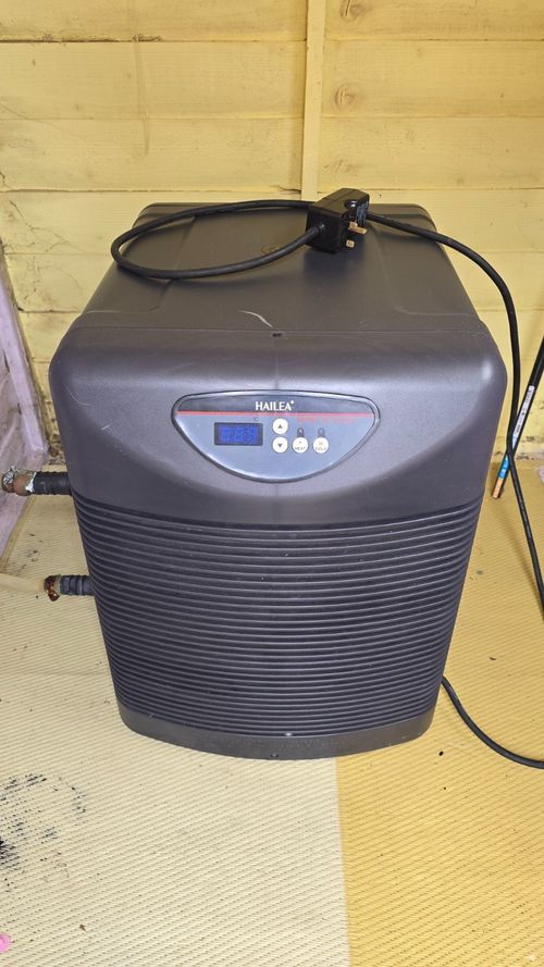 Hailea Aquarium Chiller HC 2200BH - Please Read Description Before Purchasing — image 1