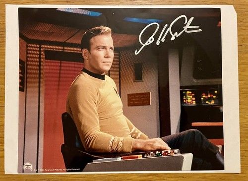 William Shatner Hand Signed Autographed photo (8x10”)