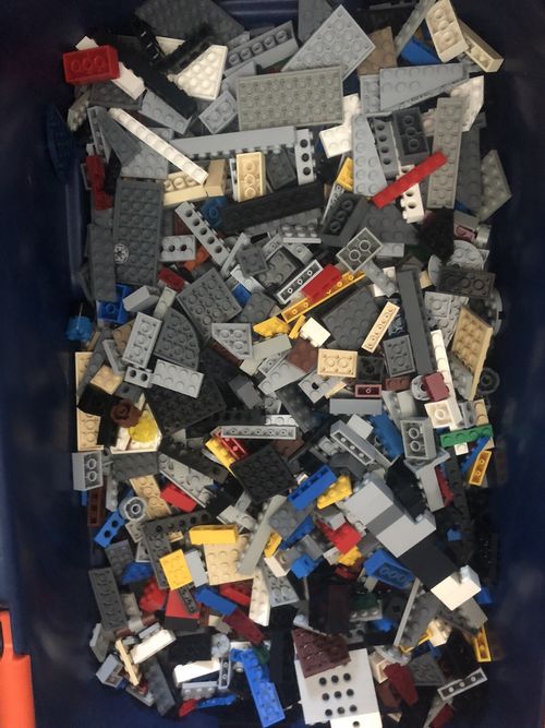 Genuine LEGO Bundle Mixed Bricks,Parts,Pieces,figures extras. JobLot Bags Of 1KG — image 4