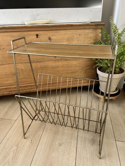 Vintage Mid-Century Magazine Rack Side Table | Retro 60s 70s Gold Wire Vinyl