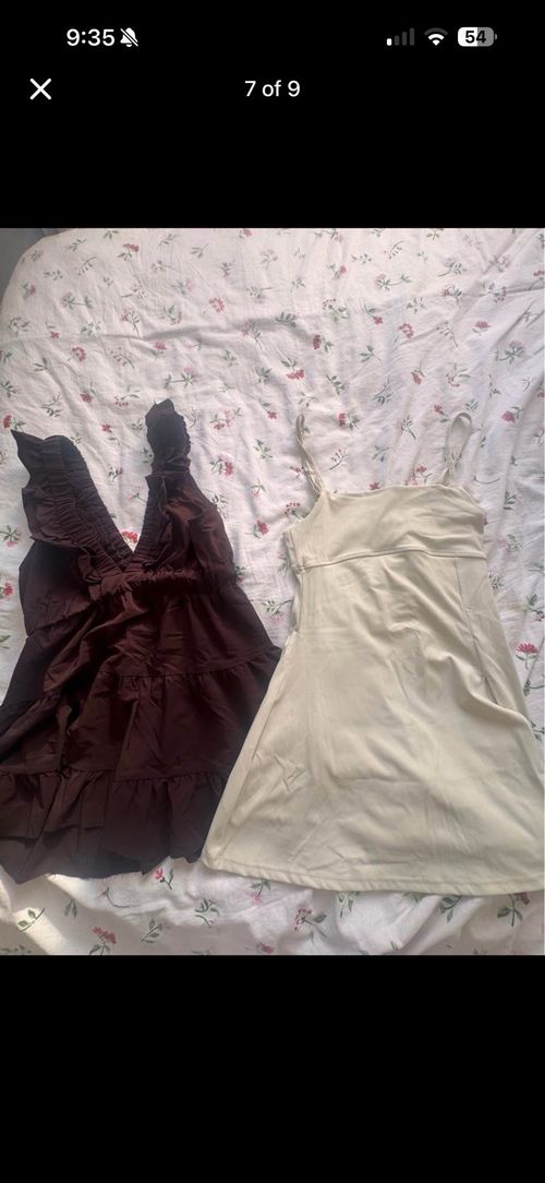 Mixed Brand Women’s Clothing Bundle Job Lot x30+ Dresses Tops Jeans Shorts — image 6