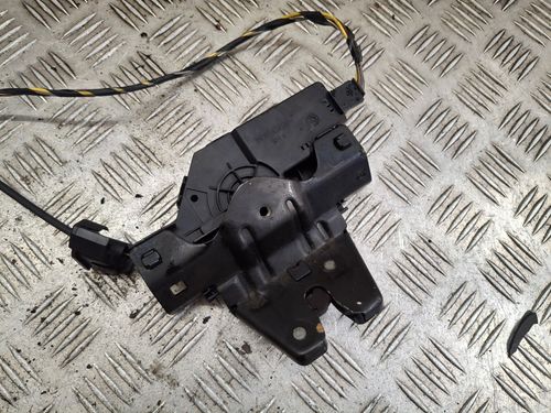 BMW E60 5 SERIES SALOON E90 3 SERIES SALOON REAR TAILGATE BOOT LOCK CATCH MECH — image 3