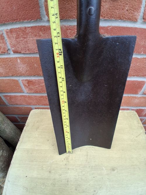 Kepi No2 Builders Garden Grafter Spade Post Hole Spade, Wooden T Top Handle — image 20