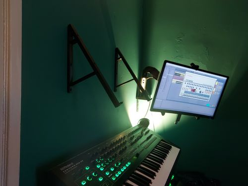 Wall Mounted Synth Rack Arms Keyboard Drum Machine Shelf Studio Stand — image 2