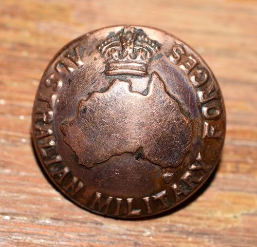 WW1/WW2 era Australian Military Forces army button