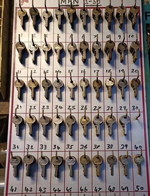 CLASSIC CAR KEYS WILMOT BREEDEN UNION MRN SERIES 1-50  ORIGINAL KEYS