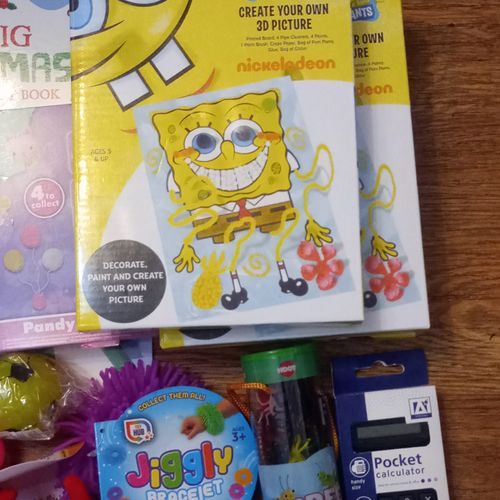Nickelodeon SpongeBob craft/3D picture book & kids toys bundle job lot 24 — image 5