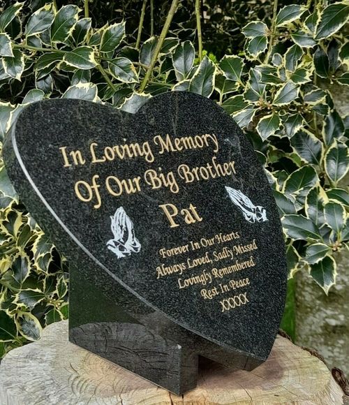  Personalised Memorial Grave Plaque Memorial HeadStone Granite Heart Grave Stone — image 3