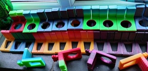 Pack Of 20 Bricklayers Corner Blocks Line Blocks For Profiles Corners New UK