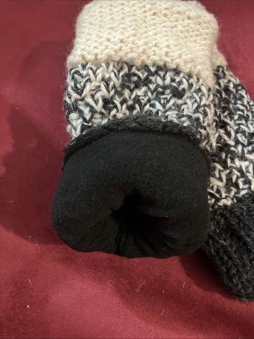 Pachamama Headband & Handwarmer Set — image 7