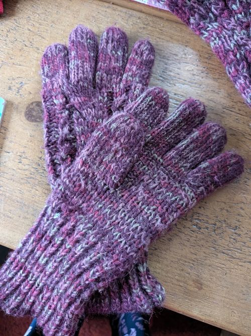 Regatta Hat Scarf And Gloves Set — image 7
