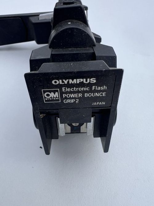 OLYMPUS ELECTRONIC FLASH POWER BOUNCE GRIP 2, OM System