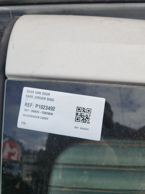VOLKSWAGEN CADDY REAR VAN DOOR DRIVER SIDE WHITE 2015-2020 — image 8