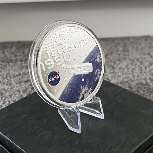 NASA Hubble Space Telescope Silver Plated Coin in Capsule — image 2