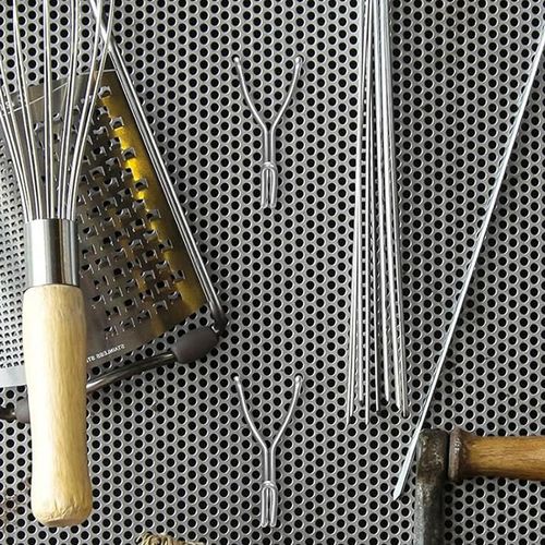 40 X Metal Pegboard Hooks Heavy Duty Small Hooks for Tool Hanging — image 7