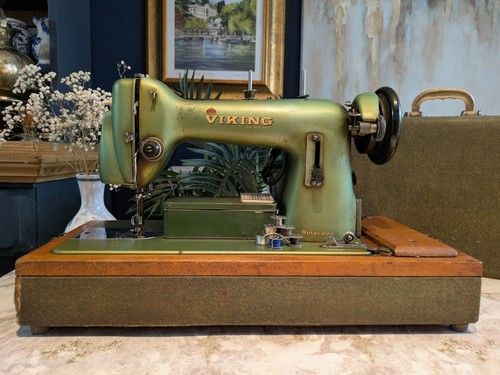 Beautiful Vintage Husqvarna Viking Sewing Machine Green Working Motor c.1950s