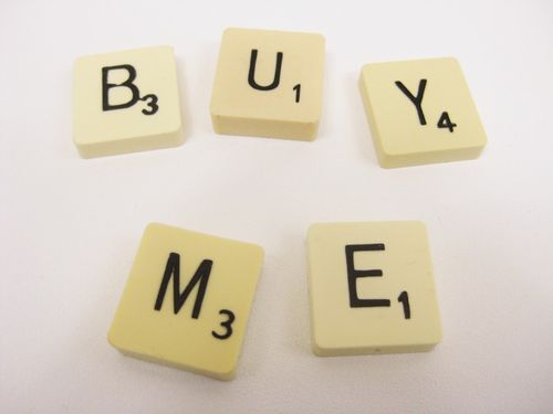 100 IVORY PLASTIC LETTERS COMPATIBLE WITH SCRABBLE TILES  BLACK LETTERS NUMBERS — image 4