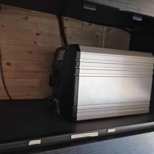 Vw Cafter Camper off grid — image 14