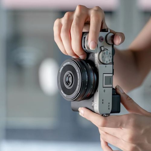 Viltrox 26mm F2.8 EVO Auto Focus Full Frame Prime Lens for Sony E -UK seller — image 7