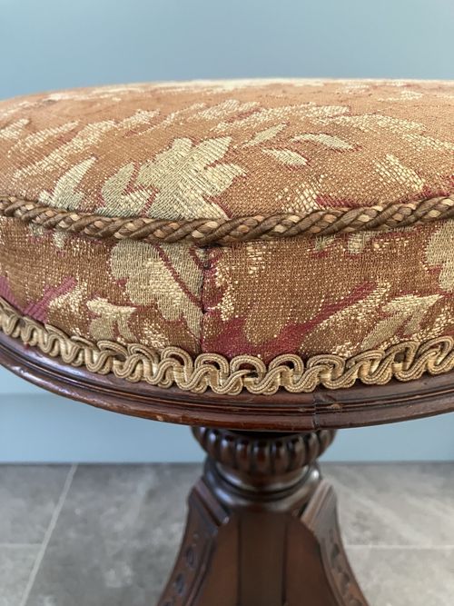 Antique ‘Howe’ Victorian Adjustable Piano Stool 1860 - 1880 — image 7