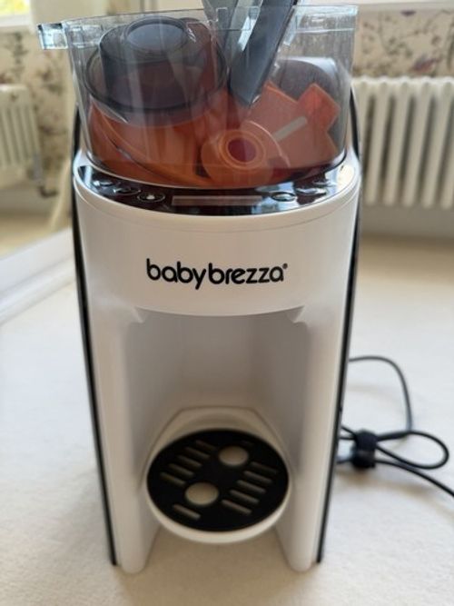 Baby Brezza Formula Pro Advanced Automatic Baby Formula Maker Machine FRP0046