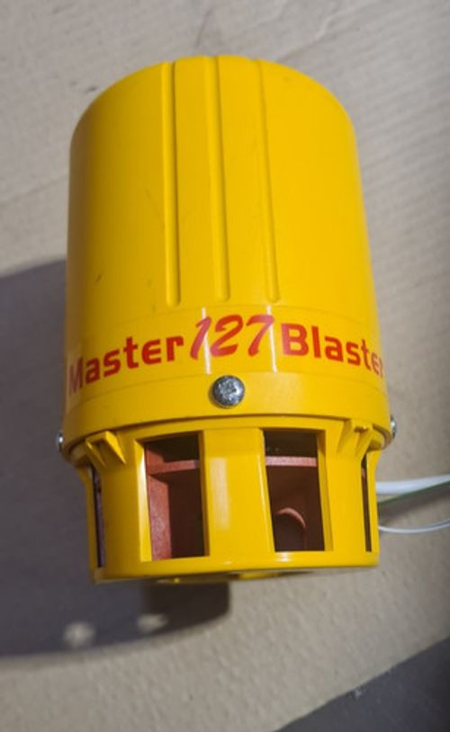 Klaxon Master Blaster SLM-0001 127dB Security Alarm Siren 230V Mains 12V Relay