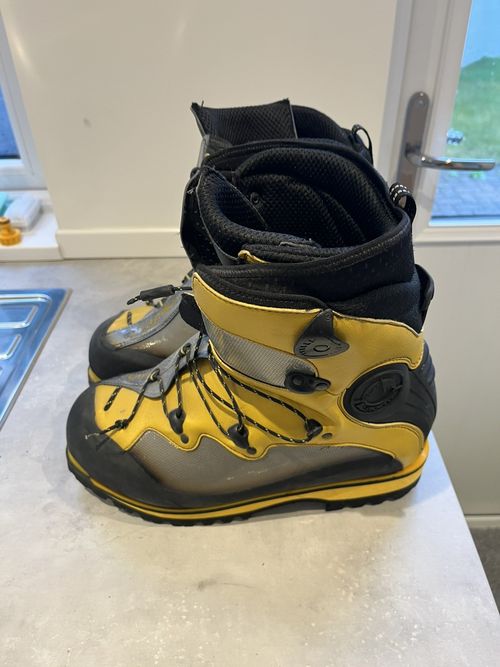 La Sportiva Spantik B3 Mountaineering Boots EU 43 — image 2