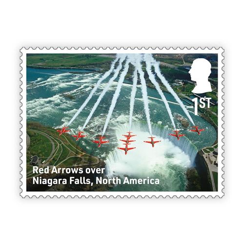 Red Arrows Stamps 60th Anniversary Stamps Presentation Pack from Royal Mail — image 18