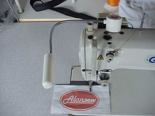 SEWING MACHINE MAGNETIC LED NEEDLE LIGHT COMPLETE WITH UK FUSED PLUG — image 1