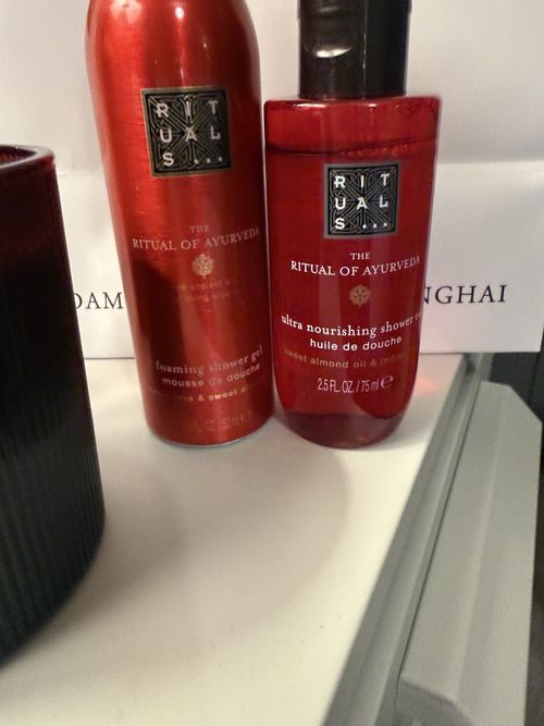 Rituals The Ritual of Ayurveda Nourishing Travel Set Candle & Hair/Body Care — image 4