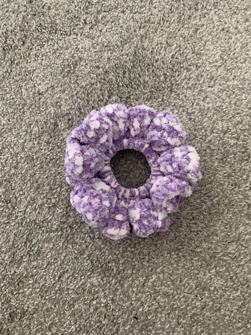 Purple & White Fabric Hair Scrunchie Round Hair Tie for Women Adult — image 2