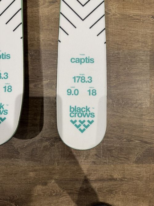 Black Crows Captis All-Mountain Skis 178.3cm w/ Bindings Size 9 Radius 18m — image 2