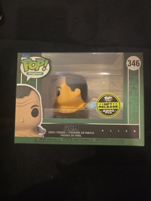 Funko Pop! Digital - Alien - Ash #346 (Legendary) LE 2200pcs - Exclusive