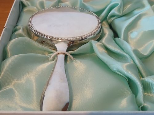 GRENADIER Silver plated white boxed brush and comb baby set — image 4