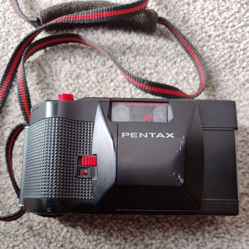 Pentax PC35AF-M 35mm Film Compact Point & Shoot Camera — image 1