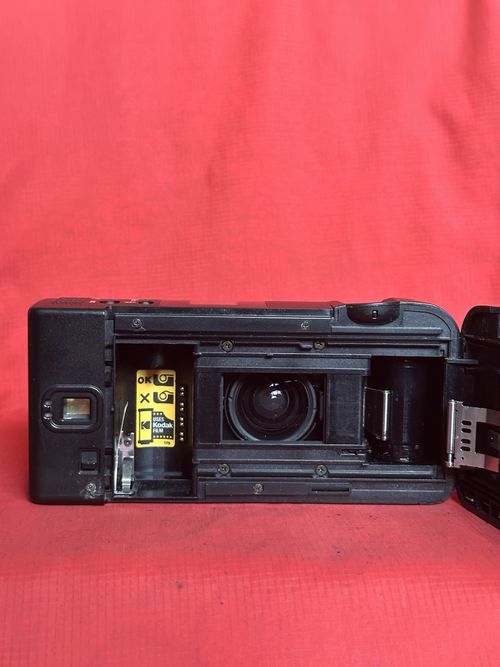 Chinon HandyZoom 5001 AF 35-70mm 35mm Film Camera Tested & Working . — image 5