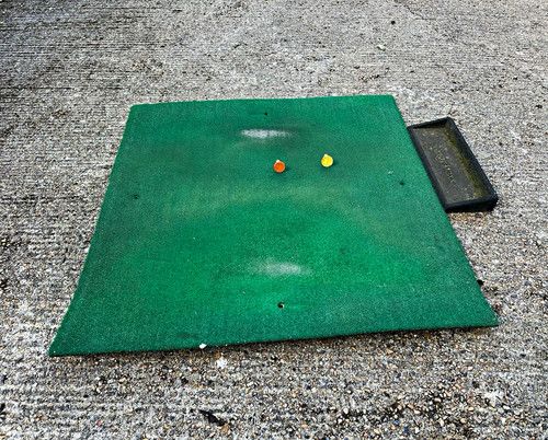 Golf Practice Hitting Mat for Swing Practice, Outdoor, Green/Black, 2 Tees