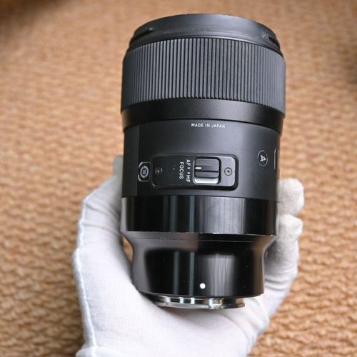 Sigma 35mm f/1.4 DG HSM Art Large Aperture Prime Lens for Sony E Mount Cameras — image 7