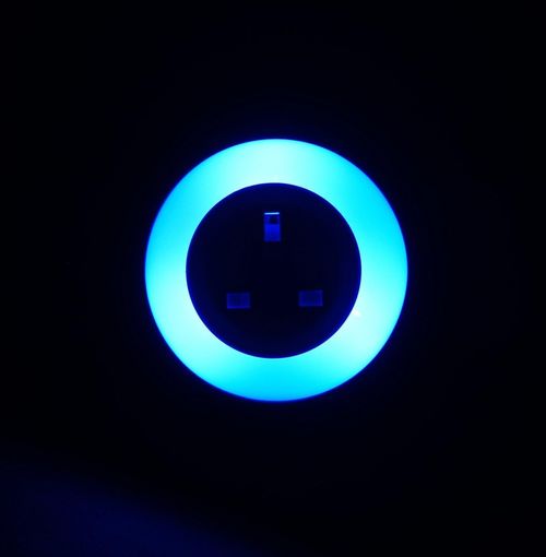 LED Plug In 3 Colour Changing Nightlight Lamp Light Socket Dusk To Dawn Mode — image 8