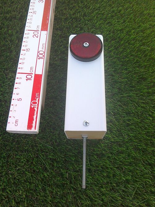 Grass Marker Post , No Parking Bollard, Post With Reflector, Stop Damage Posts — image 2
