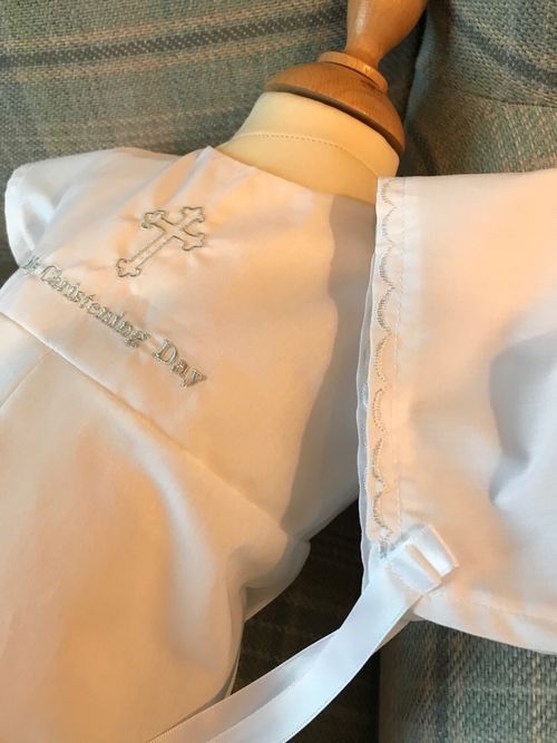 BOYS CHRISTENING ROMPER SUIT AND BAPTISM BONNET - PERSONALISED - BABY CLOTHES — image 3