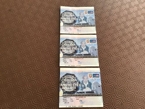 2000 Charity Shield Chelsea v Manchester United Match Tickets x3 + Programme — image 2