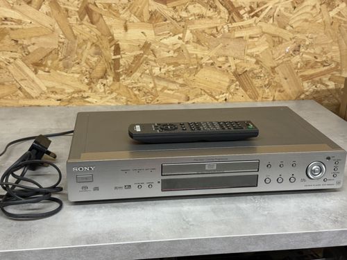 Sony Cd/DVD player DVP-NS930V Silver Tested With Remote — image 1