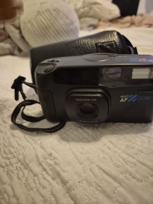 Vintage Ricoh Multi AF Zoom 35mm Film Camera 38-80mm Macro Zoom Lens with Case — image 3
